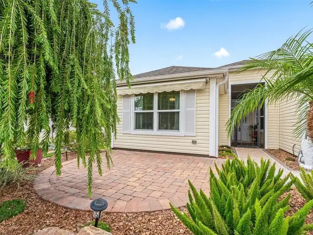 Listing Photo 9
