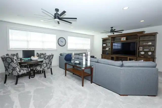 Listing Photo 37