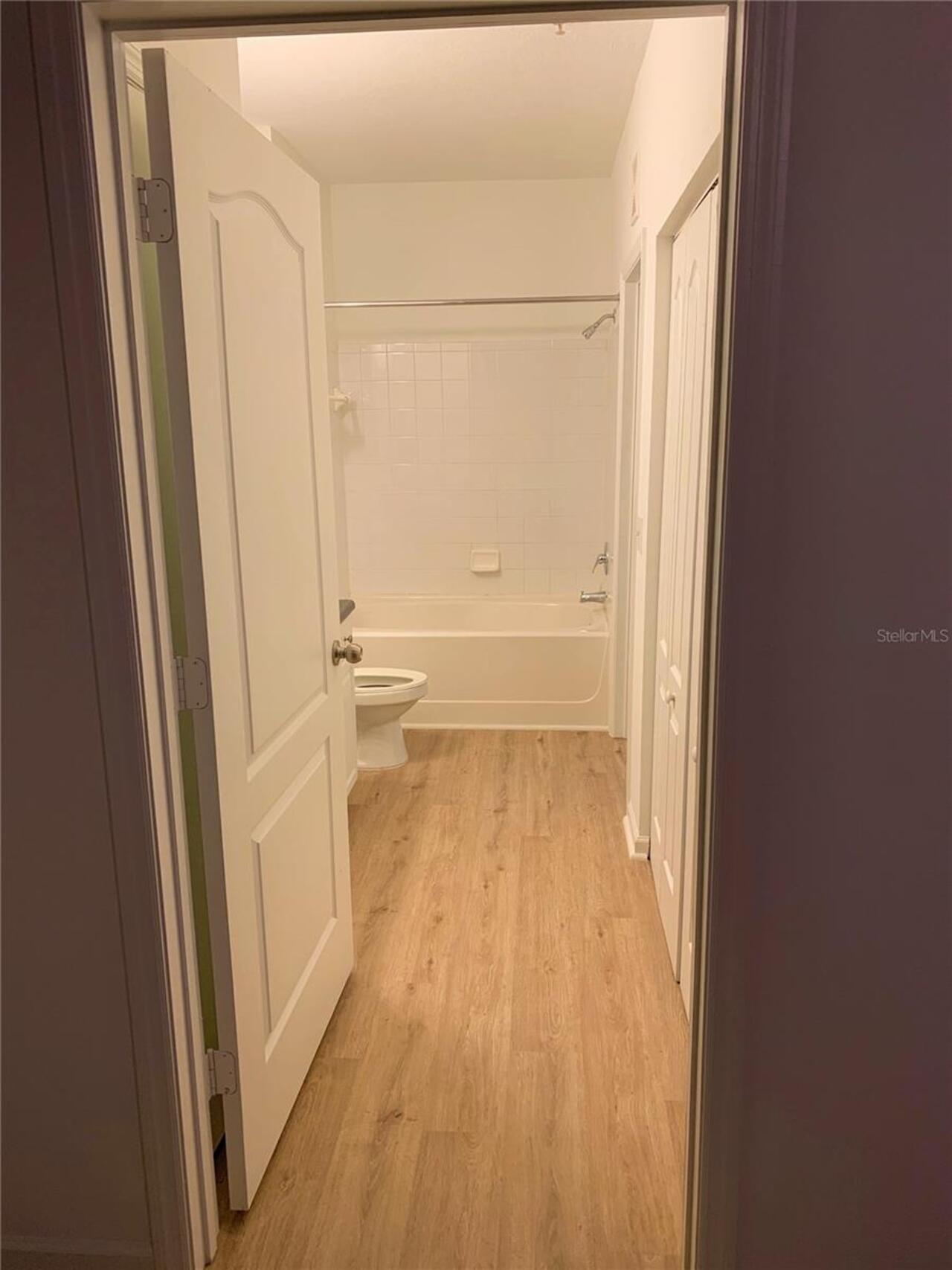 Listing Photo 10