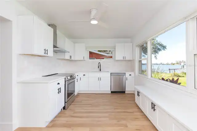Listing Photo 16