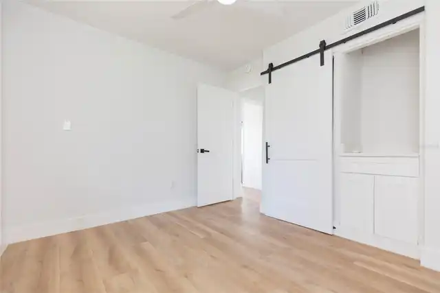 Listing Photo 22