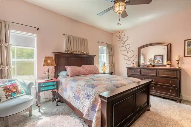 Listing Photo 33
