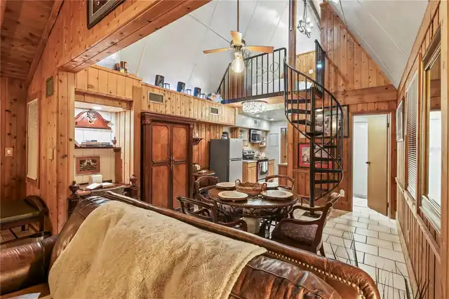 Listing Photo 21