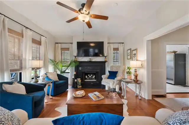 Listing Photo 8