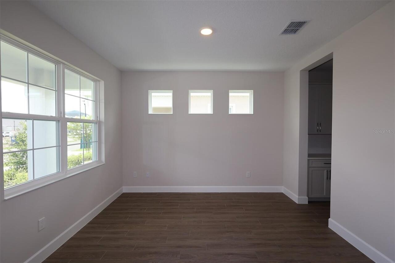 Listing Photo 20