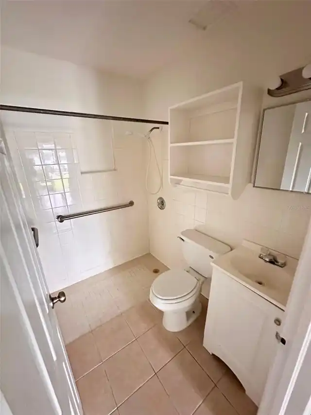 Listing Photo 7