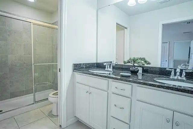 Listing Photo 24