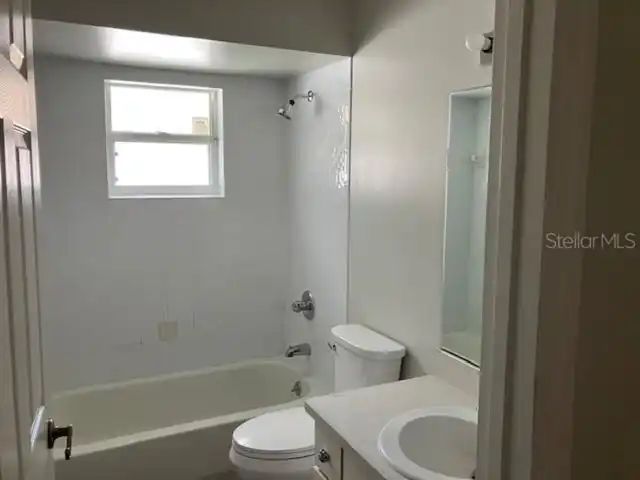 Listing Photo 32