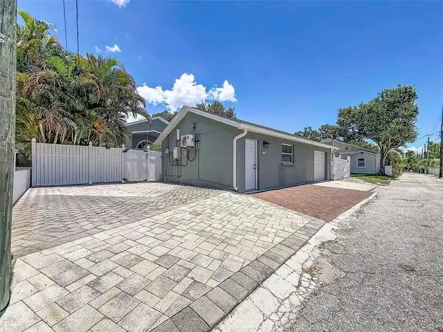 Listing Photo 77