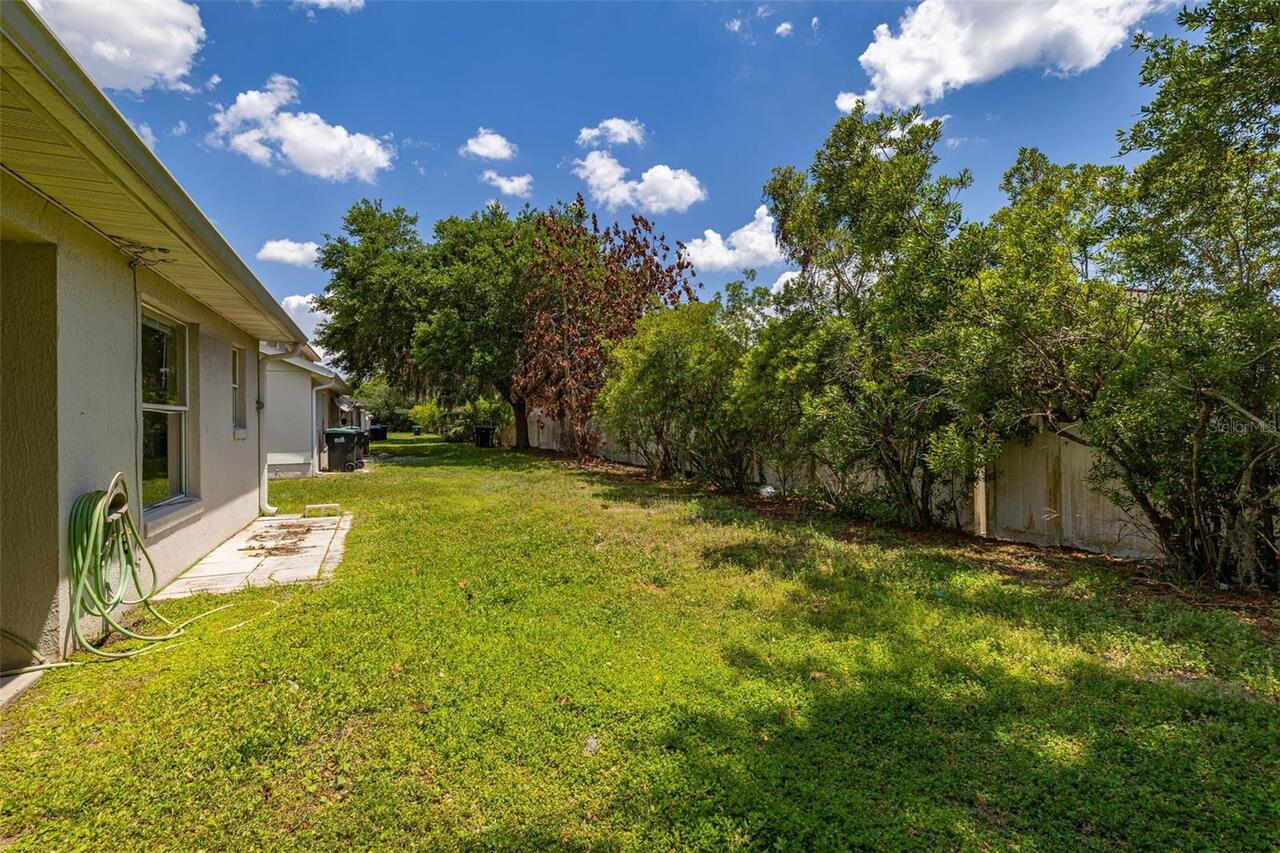 Listing Photo 9