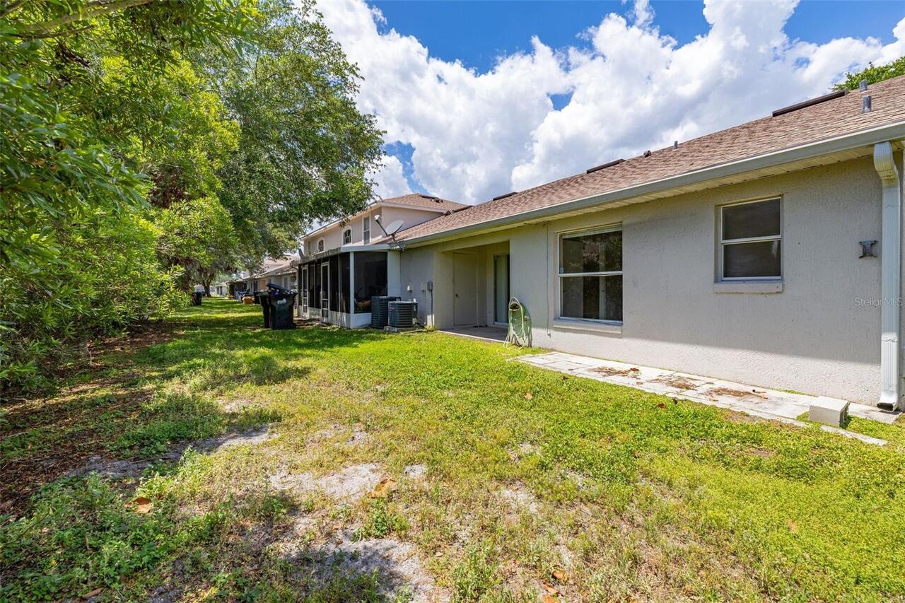 Listing Photo 12