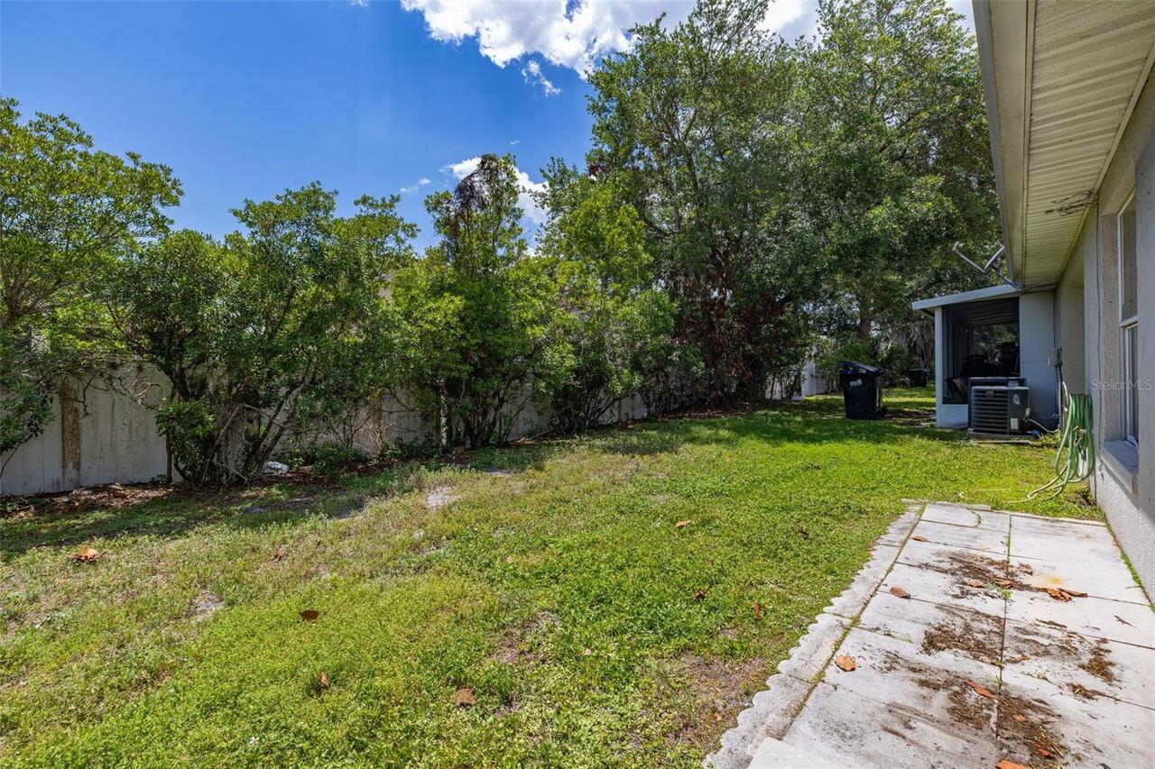 Listing Photo 14