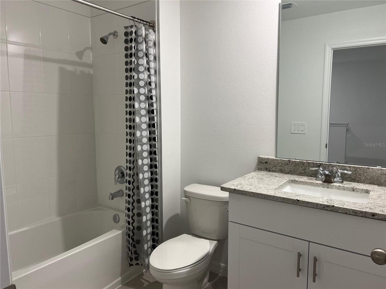Listing Photo 14