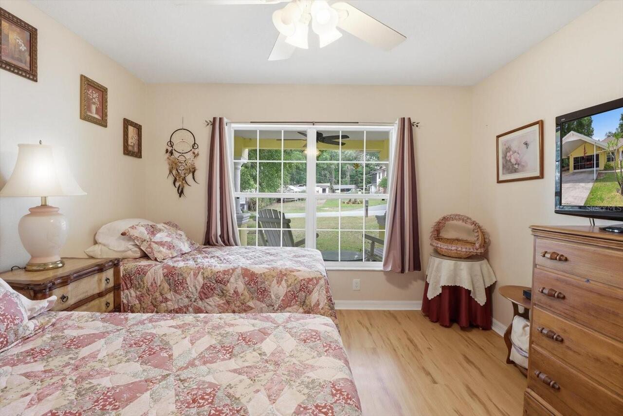Listing Photo 18