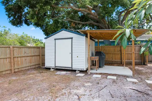 Listing Photo 36