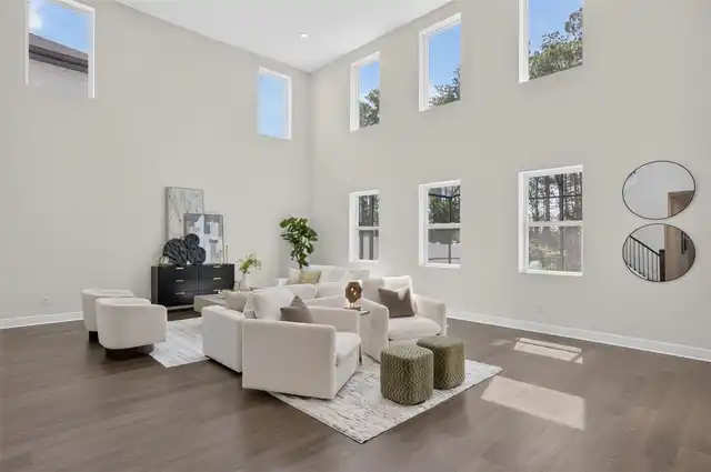 Listing Photo 19