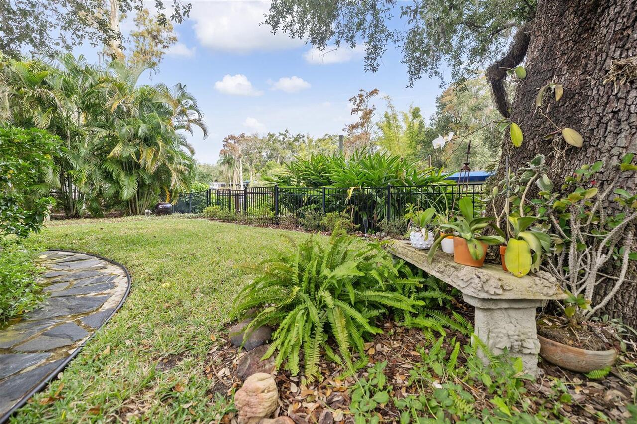 Listing Photo 38
