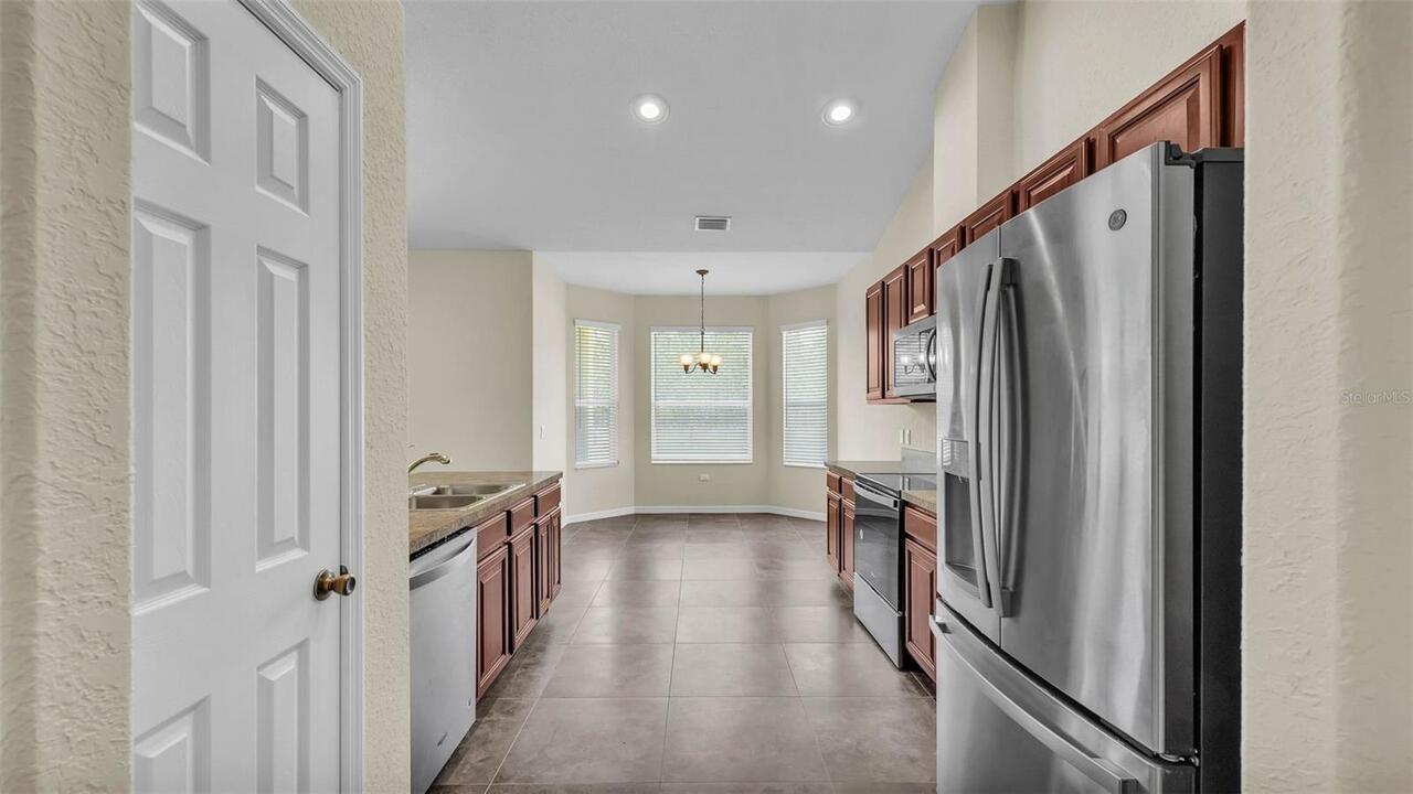 Listing Photo 8