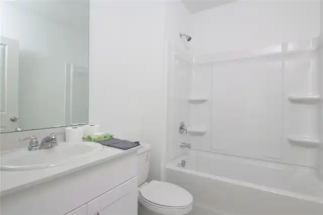 Listing Photo 15