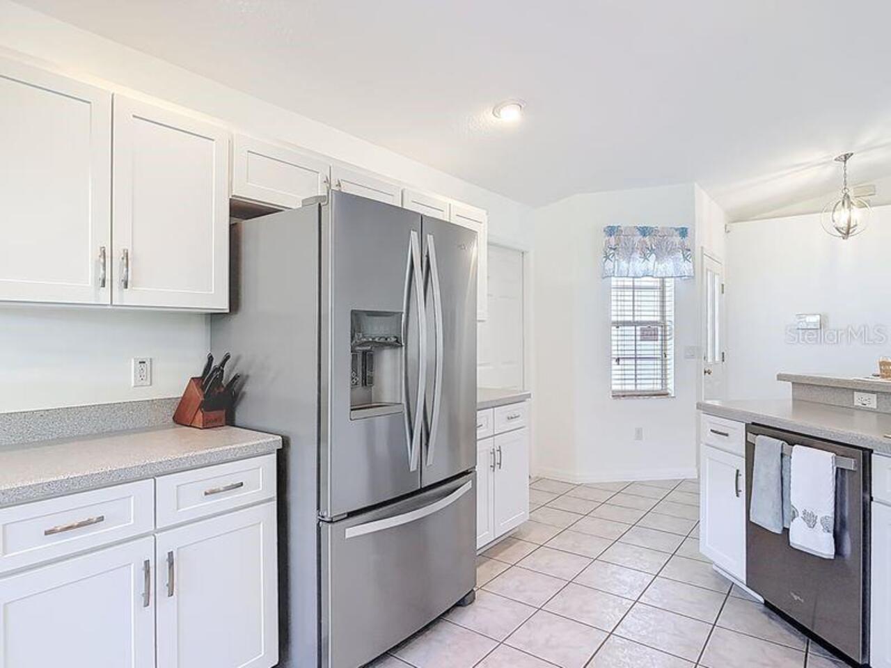 Listing Photo 10