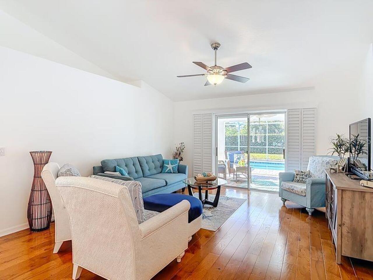 Listing Photo 15