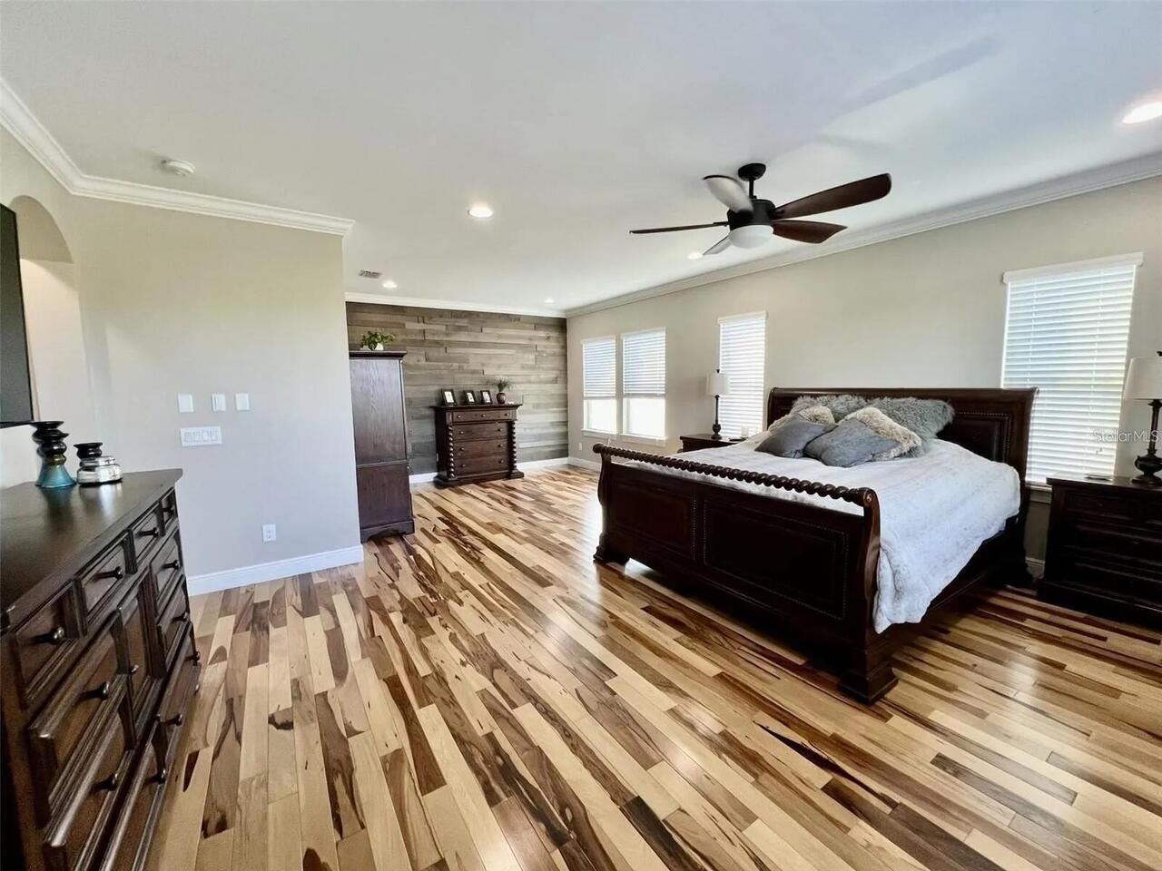 Listing Photo 25