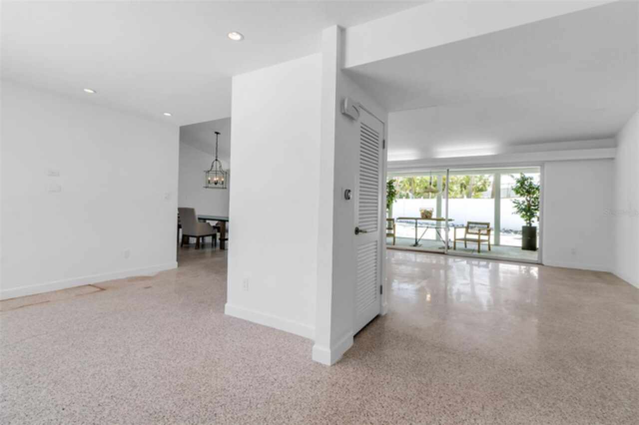 Listing Photo 13