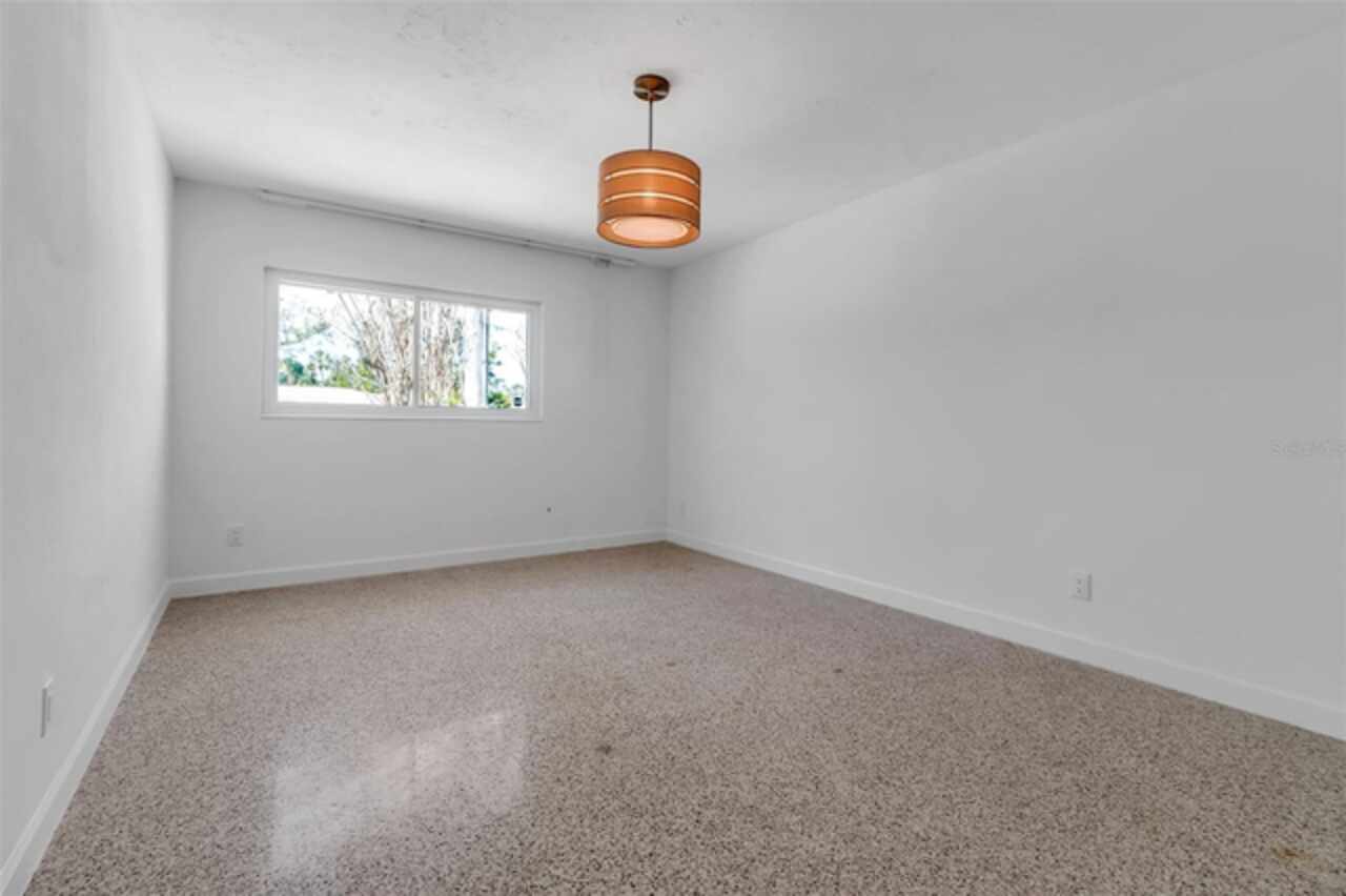Listing Photo 35