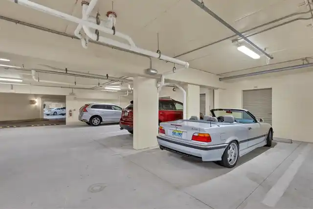 Listing Photo 32