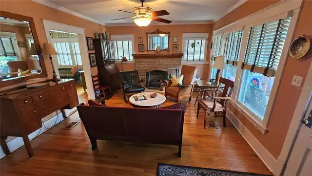 Listing Photo 7
