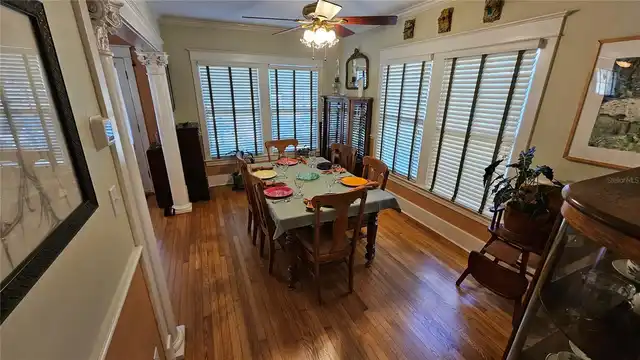 Listing Photo 10