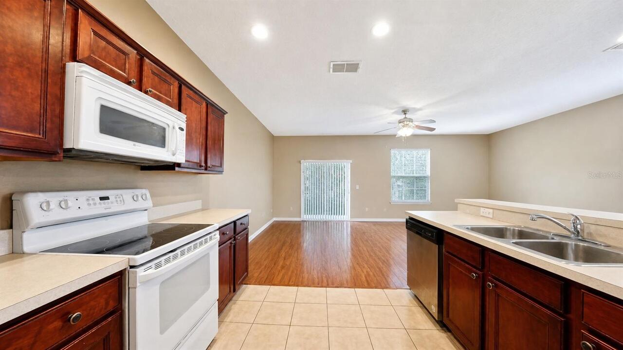 Listing Photo 7