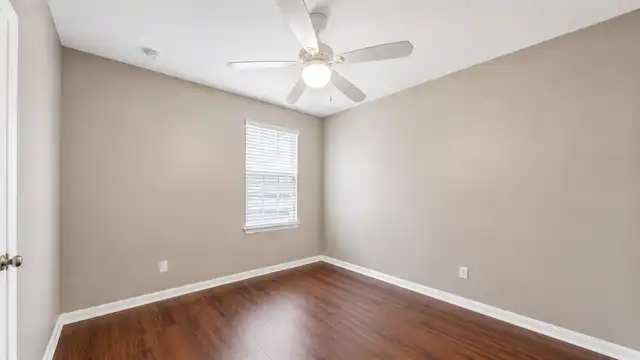 Listing Photo 13