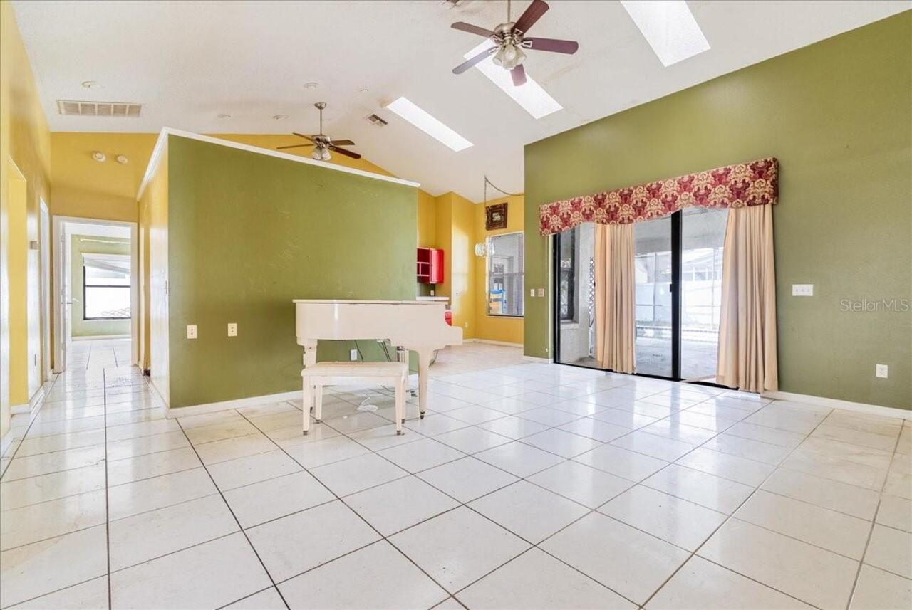 Listing Photo 22