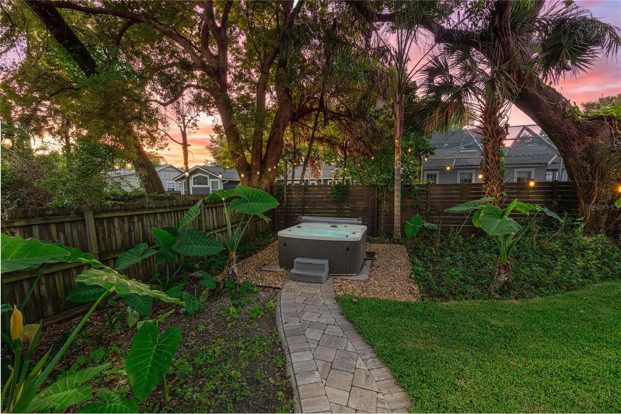 Listing Photo 10