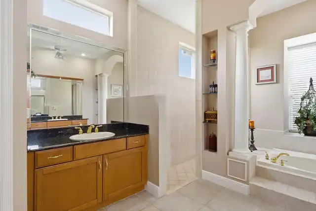 Listing Photo 18
