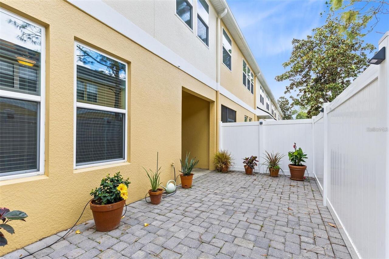 Listing Photo 16