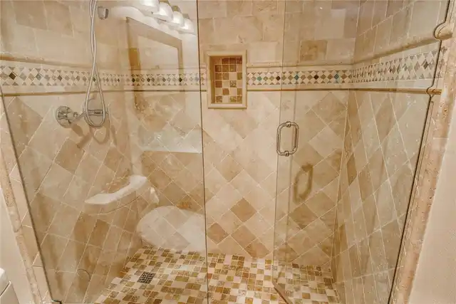 Listing Photo 24
