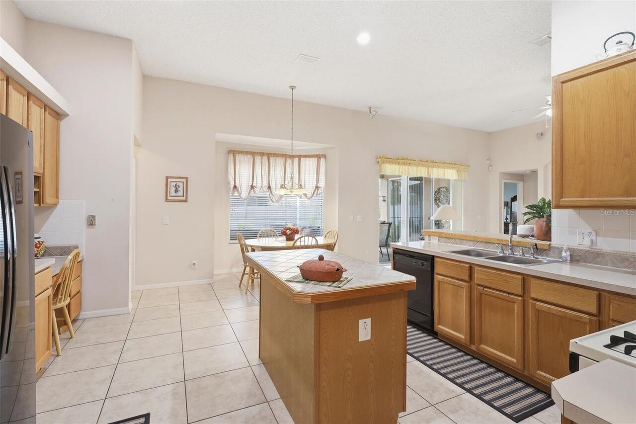Listing Photo 9