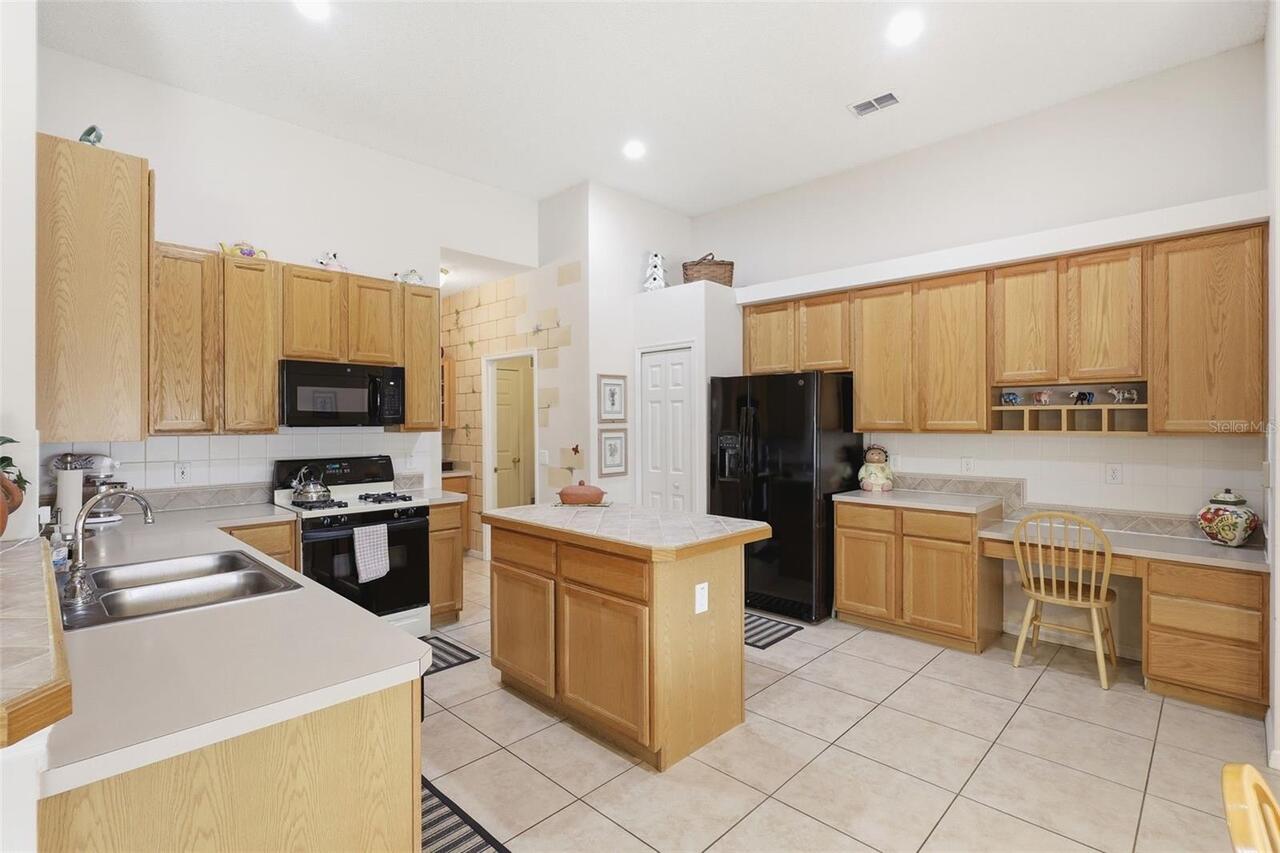 Listing Photo 8