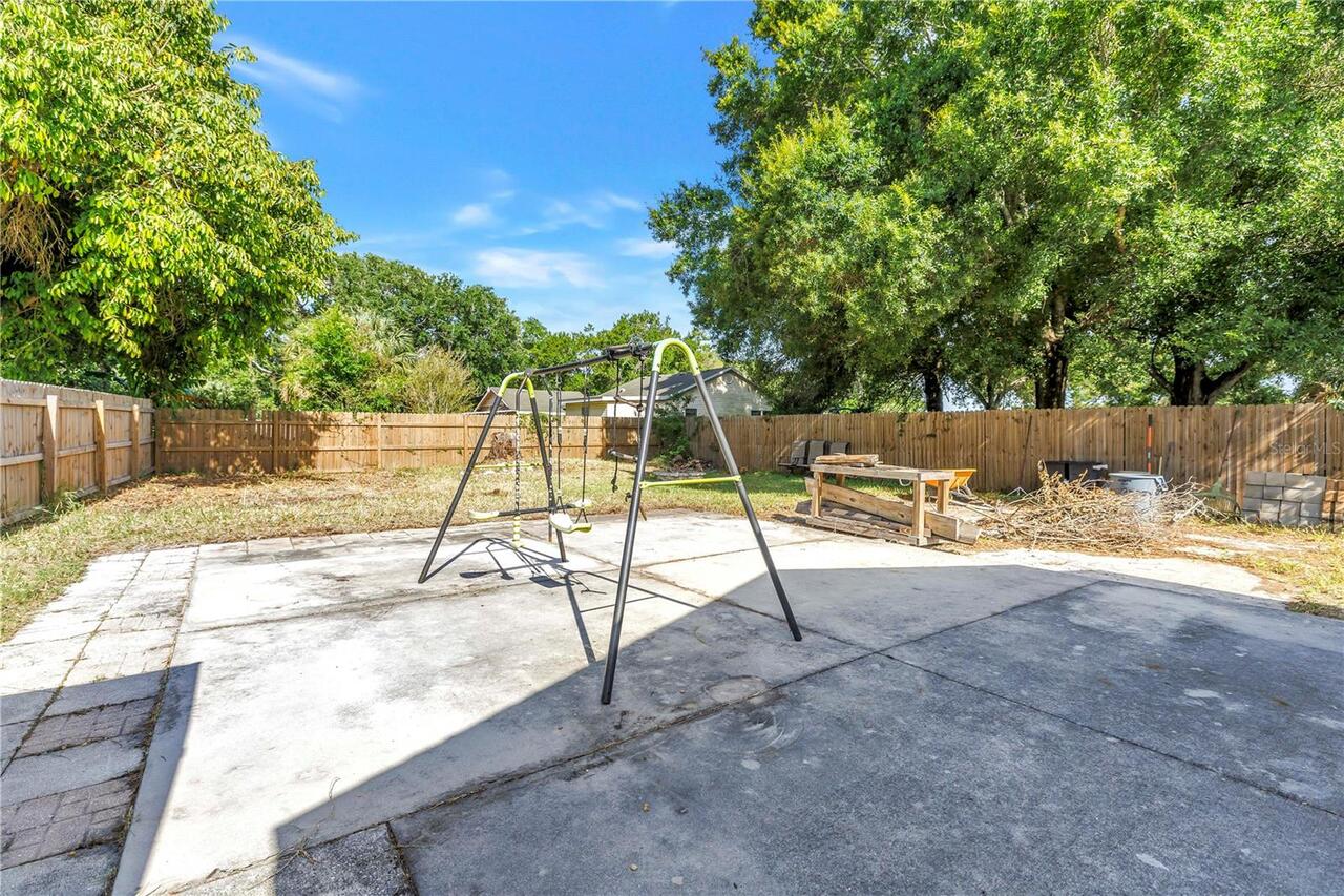 Listing Photo 32