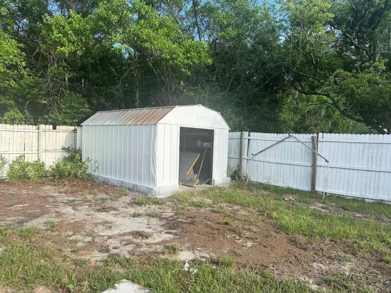 Listing Photo 15