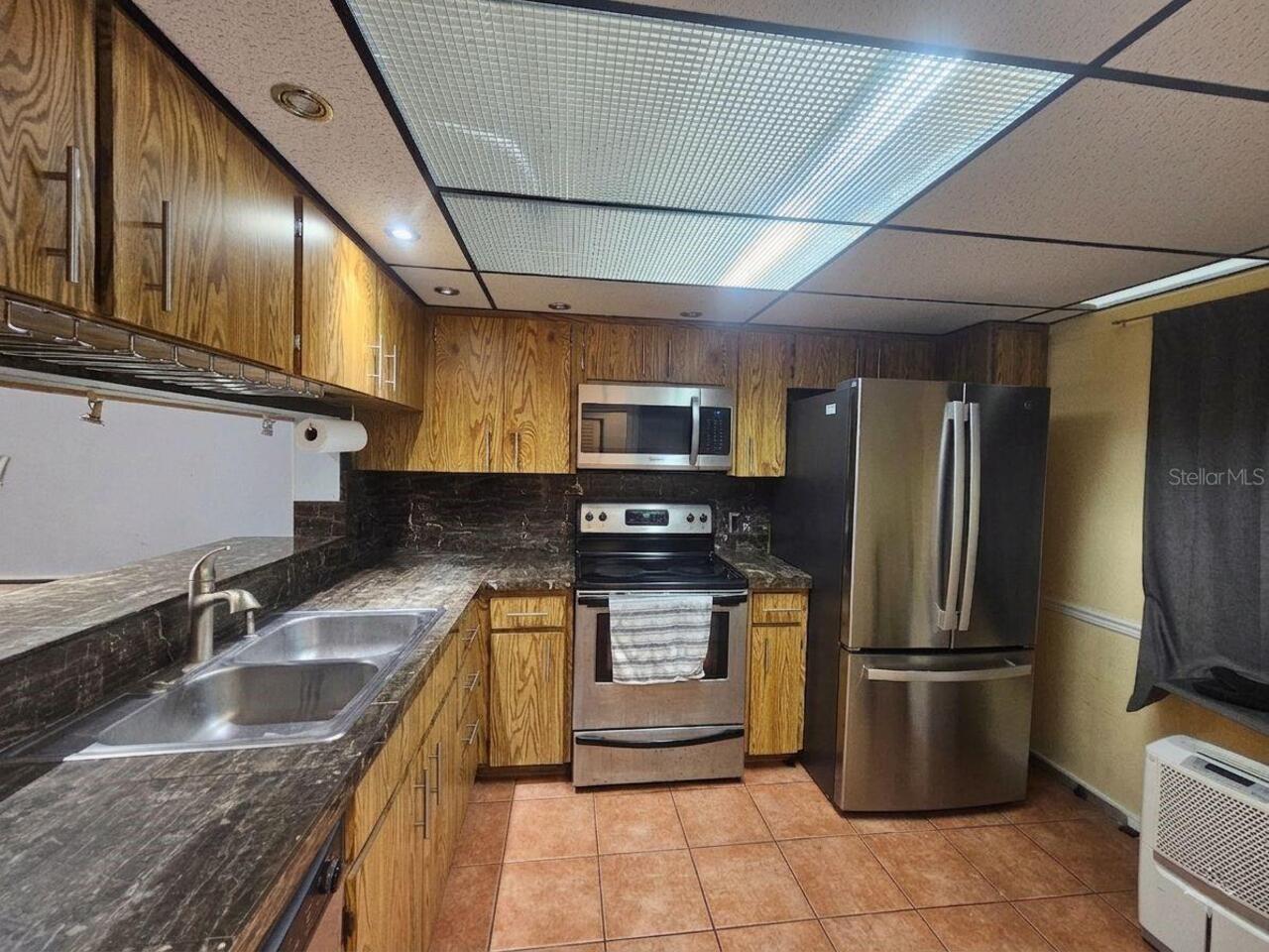Listing Photo 10