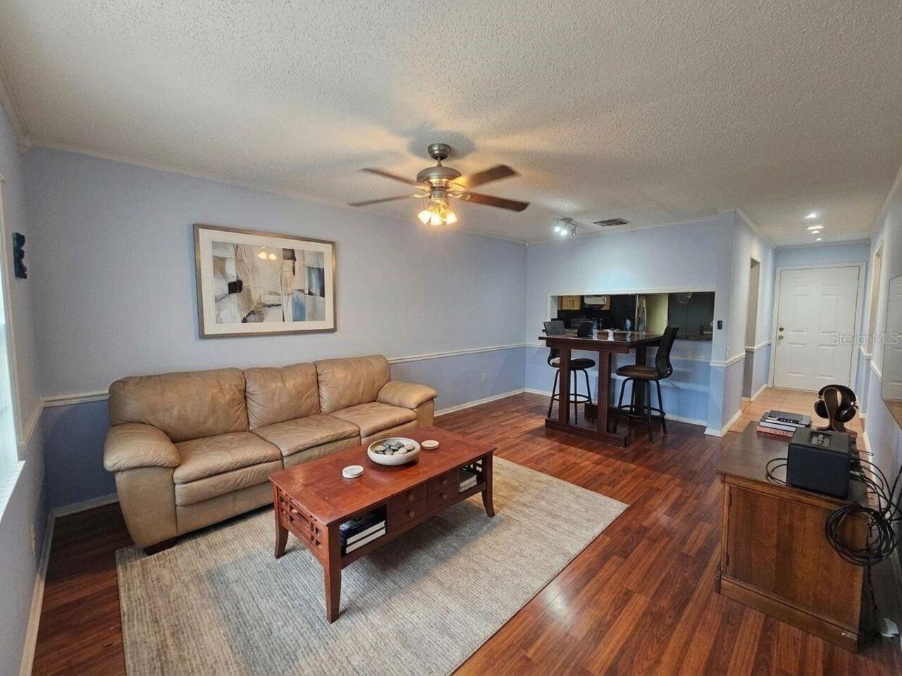 Listing Photo 12