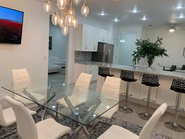 Listing Photo 9