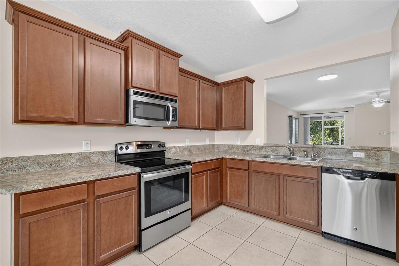 Listing Photo 10