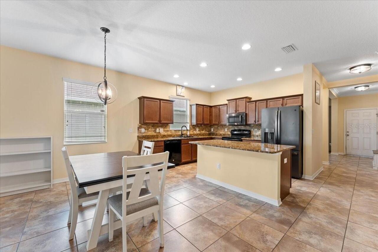 Listing Photo 15