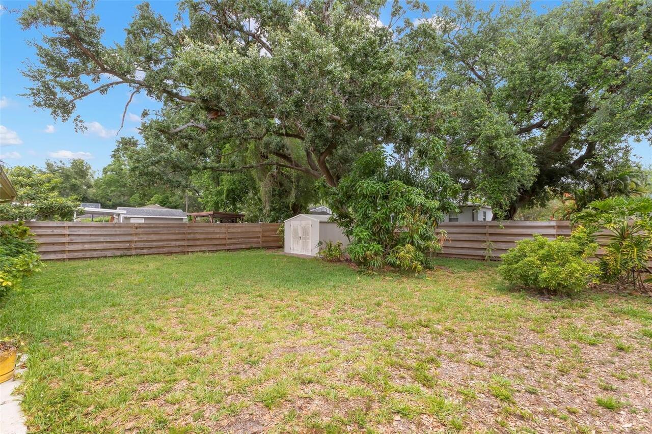 Listing Photo 37