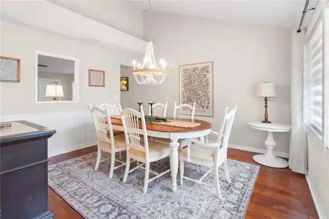 Listing Photo 9