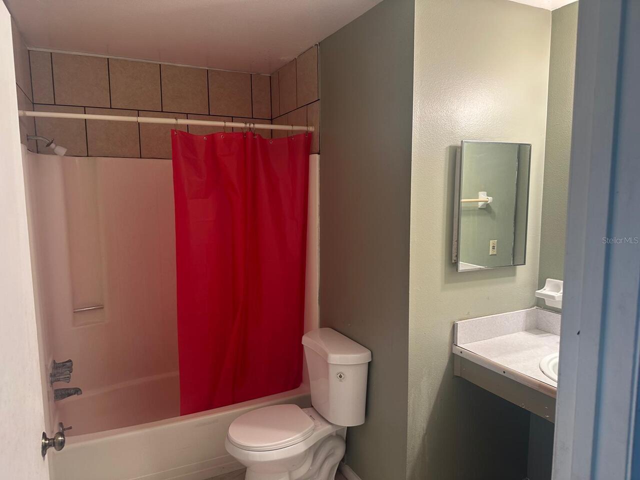 Listing Photo 5